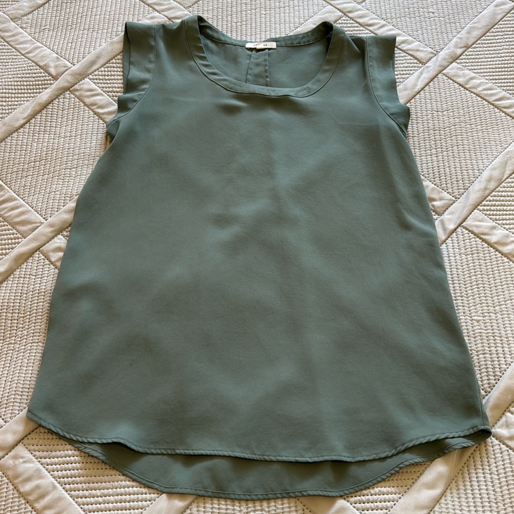 Pleione Sage green Chiffon Cap Sleeve Round Neck Blouse Size XS - Picture 1 of 5